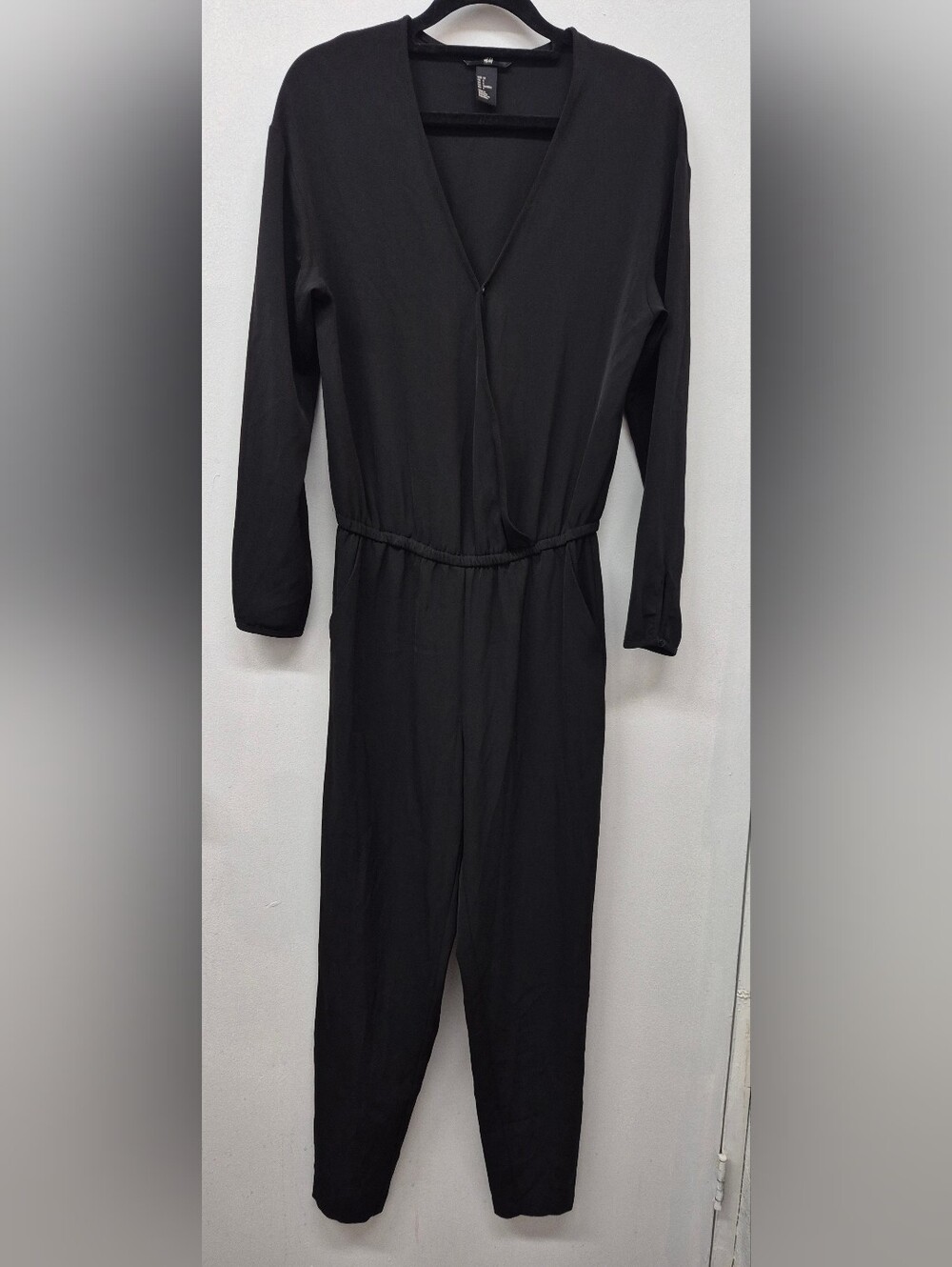 🌼5/$20 H&M Black Long-Sleeve Jumpsuit